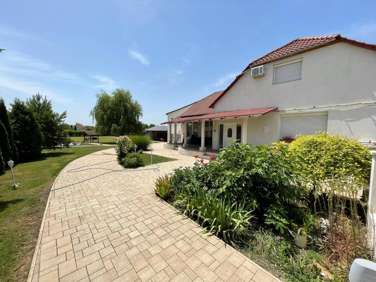 Battonya House Apartment Екстериор снимка