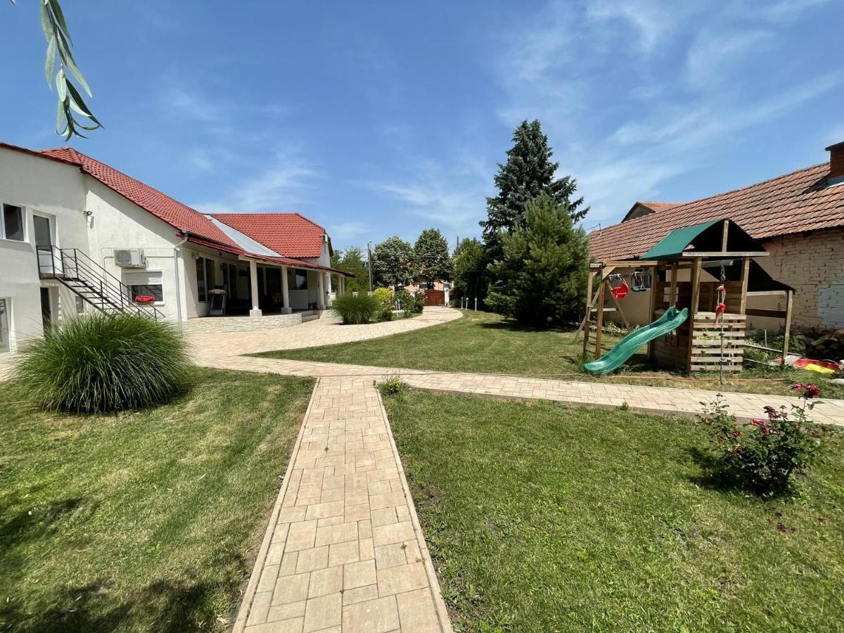 Battonya House Apartment Екстериор снимка